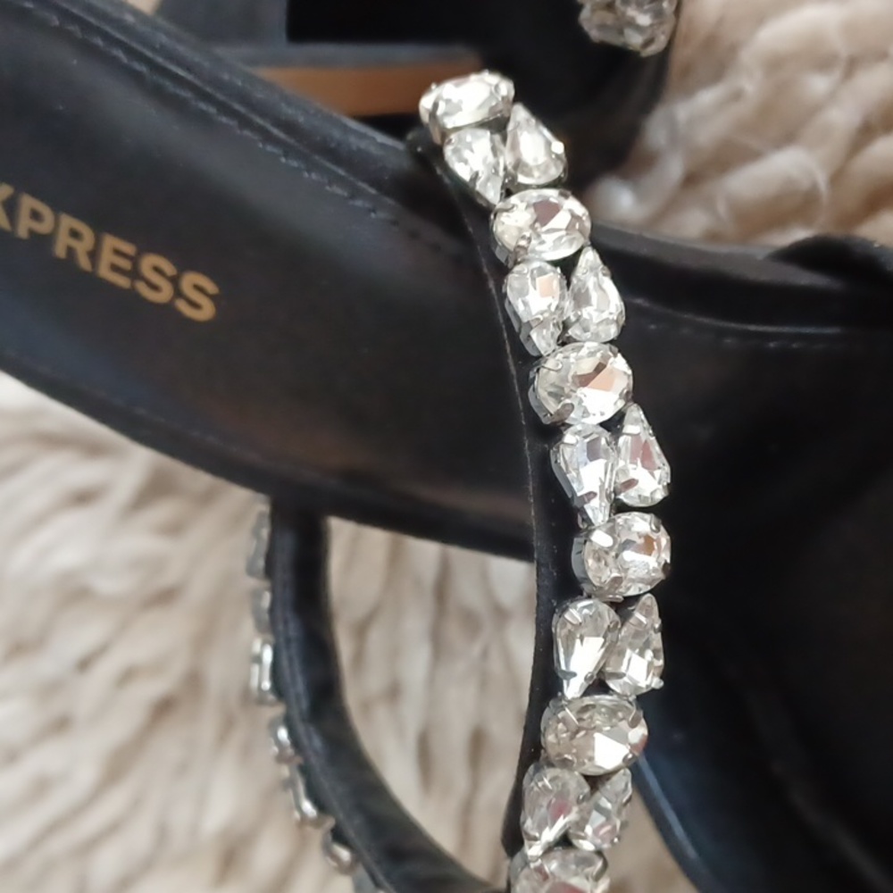 Express  heels - Picture 13 of 16